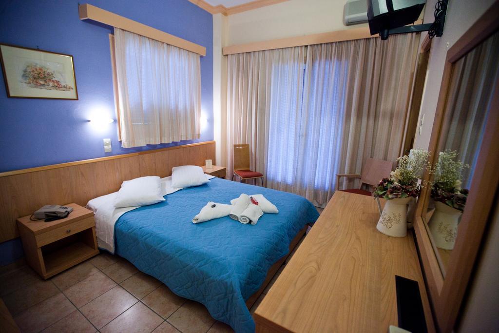 Hotel Possidon Aegina Habitación foto